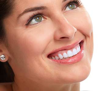 Franklin, OH area dentist offers professional grade teeth whitening options